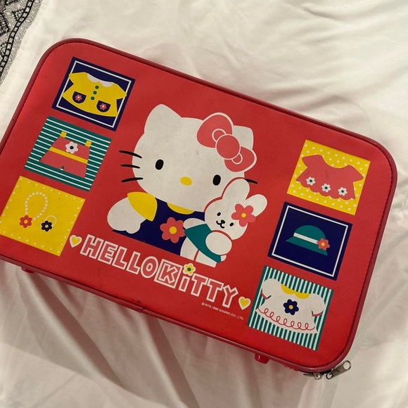 Hello kitty suitcase vintage - Picture 3 of 8